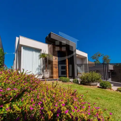 Casa à venda em Bosque da Figueira, Pareci Novo